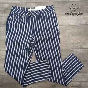 Cato Contemporary Skinny Ankle Pants Size 6